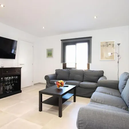 Charming Mallorca 3 Bedrooms Townhouse Alnair *